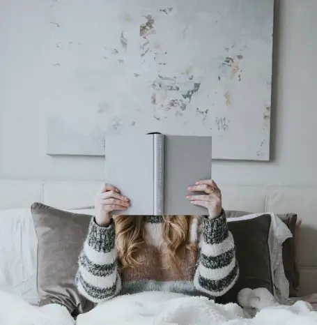book-photography-ideas-for-beginners.webp